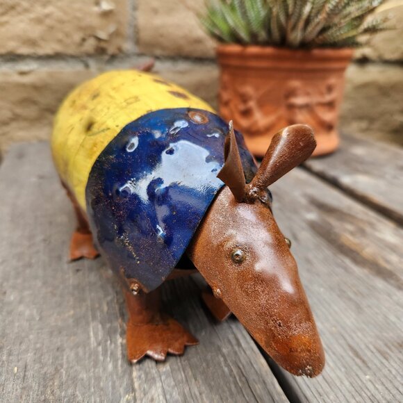10" Western/Texas Armadillo Metal Yard Art Home Decor - Picture 4 of 4